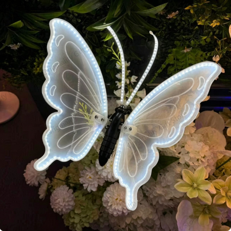 Outdoor Lighting Effects - Luci LED a Forma di Farfalla
